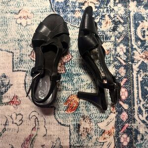 Elegant Black Heeled Sandals